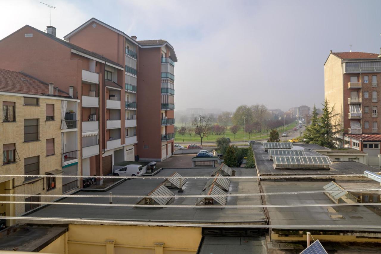 Casa Paradiso-Relax E Comfort, Vicino Alla Metro Torino Kültér fotó